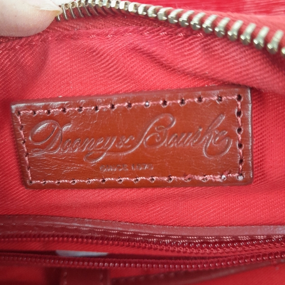 Dooney & Bourke Handbag Vintage Saffiano Small Pocket Sac - RED- NWT - Picture 2 of 9